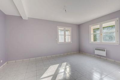 Maison - 199 m² - 6 pièces