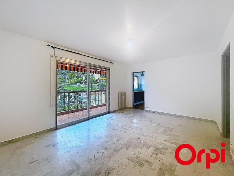 Studio - 32 m² - 1 pièce