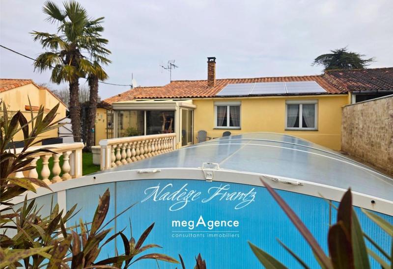 Maison - 104 m² - 4 pièces