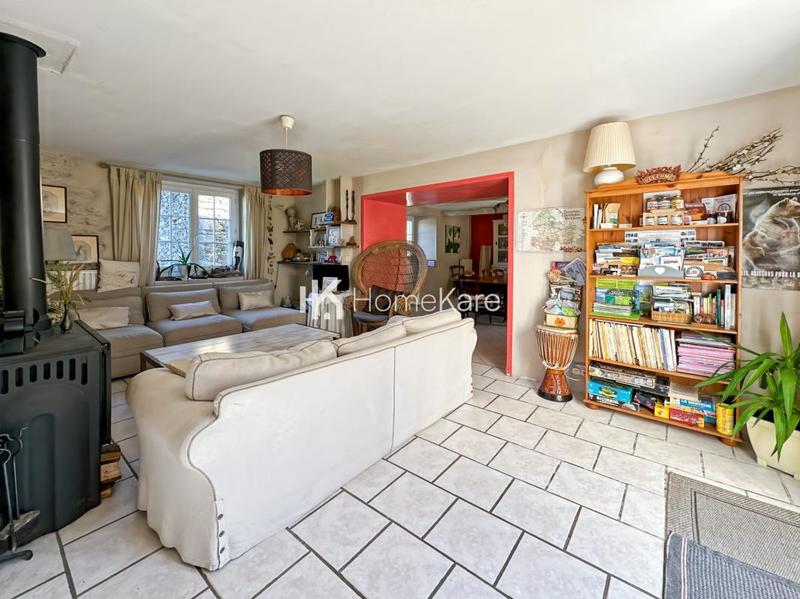 Maison - 300 m² - 9 pièces