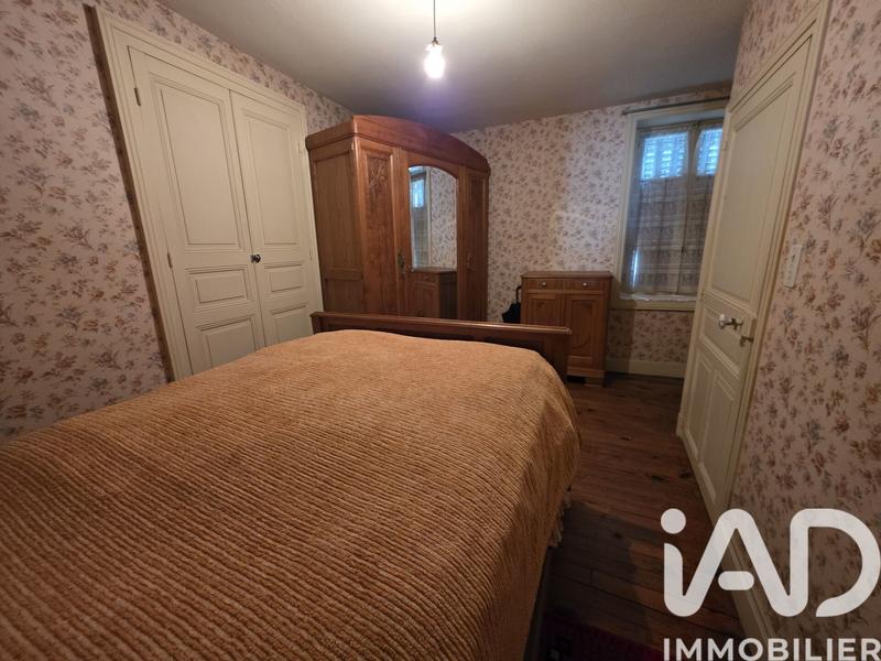 Maison - 111 m² - 7 pièces