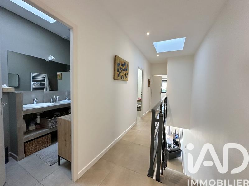 Appartement - 94 m² - 3 pièces