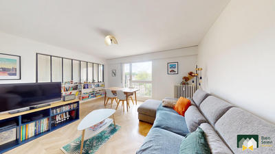 Appartement - 92 m² - 4 pièces