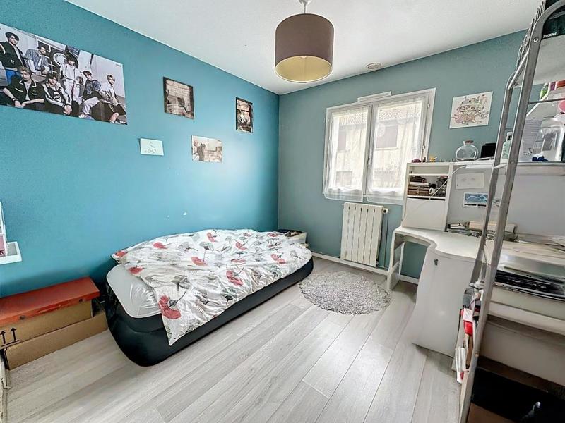 Maison - 137 m² - 6 pièces