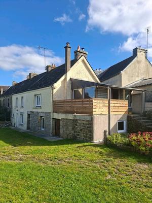 Maison - 94 m² - 5 pièces