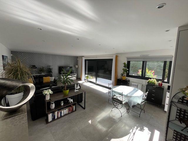 Maison - 106 m² - 4 pièces