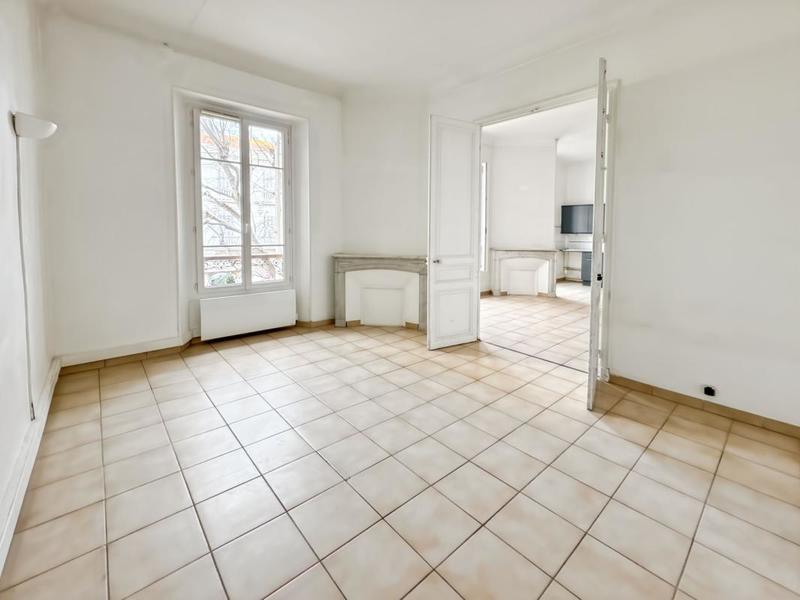 Appartement - 84 m² - 4 pièces