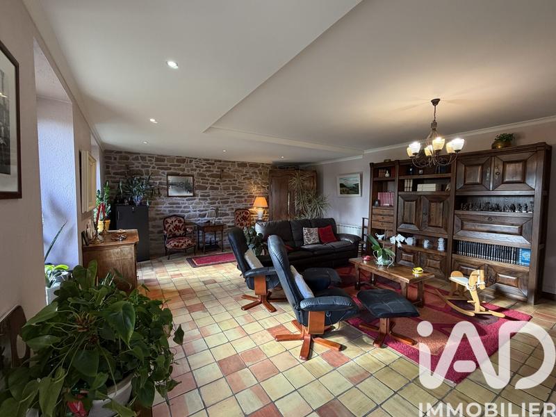Maison - 170 m² - 7 pièces