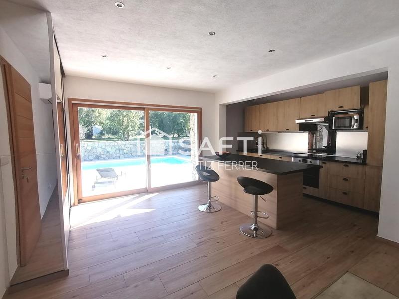 Maison - 170 m² - 5 pièces