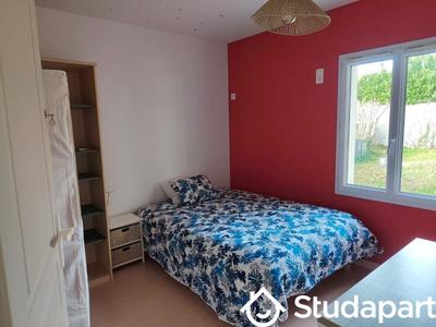 Chambre - 9 m² - 1 pièce