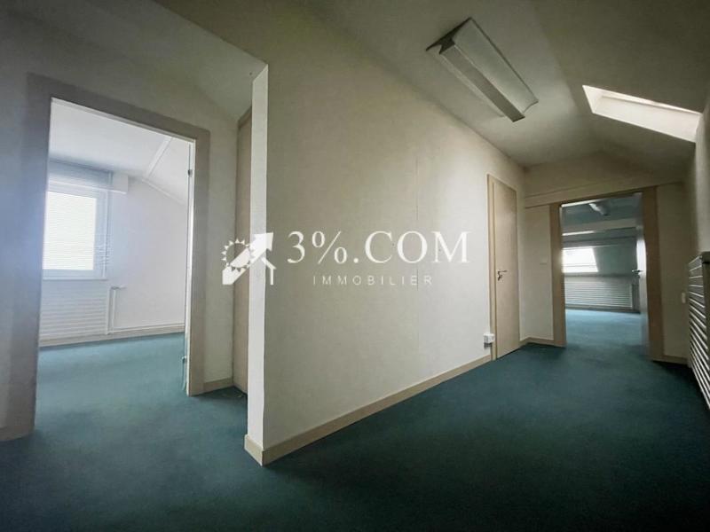 Local commercial - 334 m² - 20 pièces