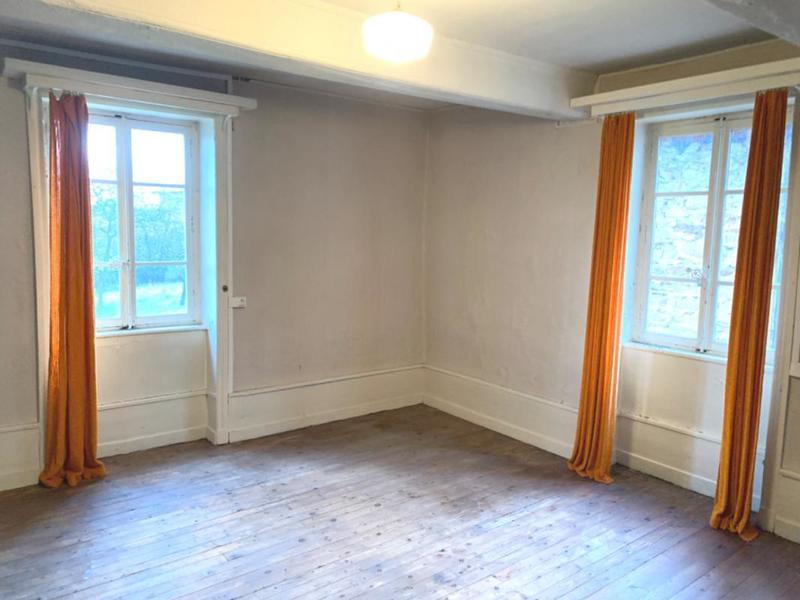 Maison en pierre - 150 m² - 5 pièces