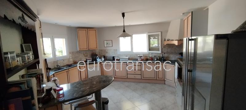 Maison - 192 m² - 5 pièces