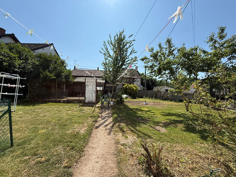 Maison - 256 m² - 10 pièces