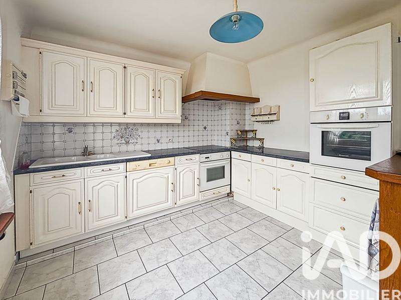 Maison - 178 m² - 8 pièces