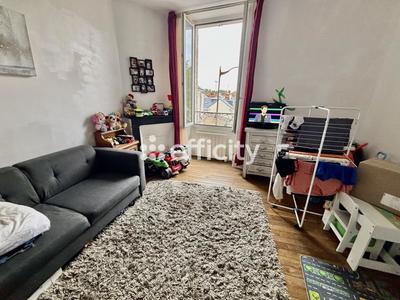 Immeuble - 136 m² - 6 pièces