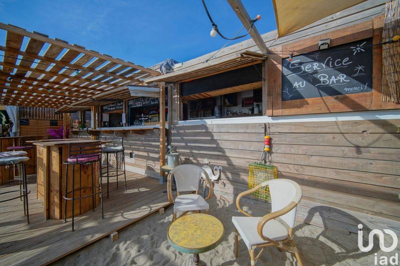 Local commercial - 1 500 m²