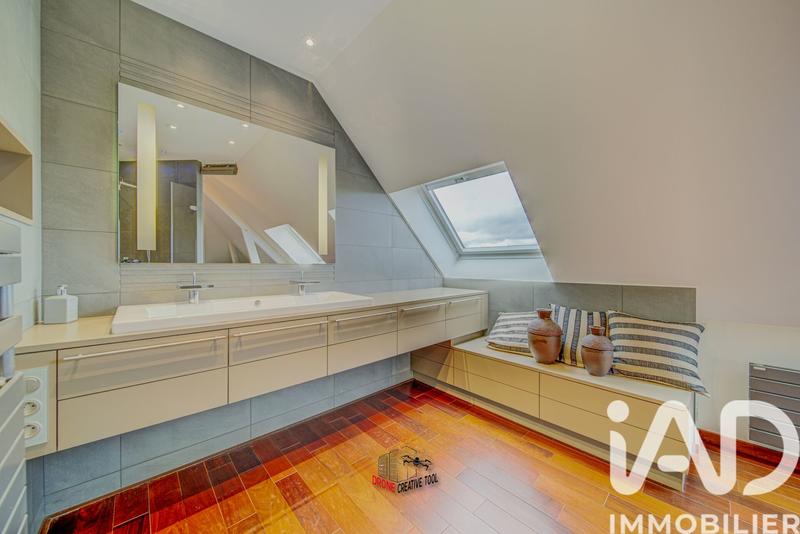 Maison de maîtres - 294 m² - 8 pièces