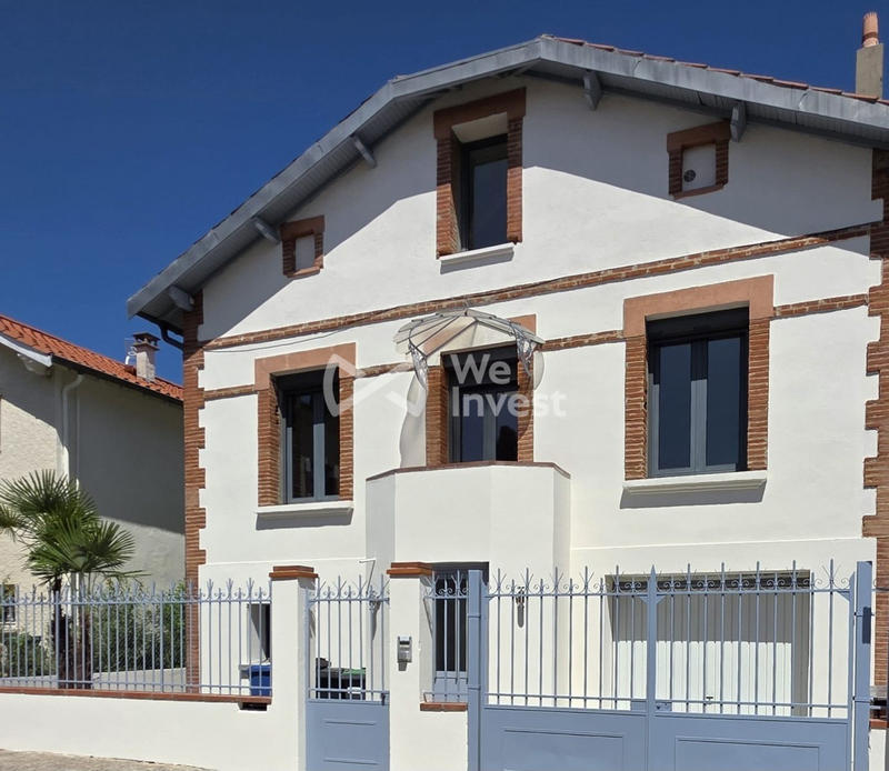 Maison - 240 m² - 6 pièces