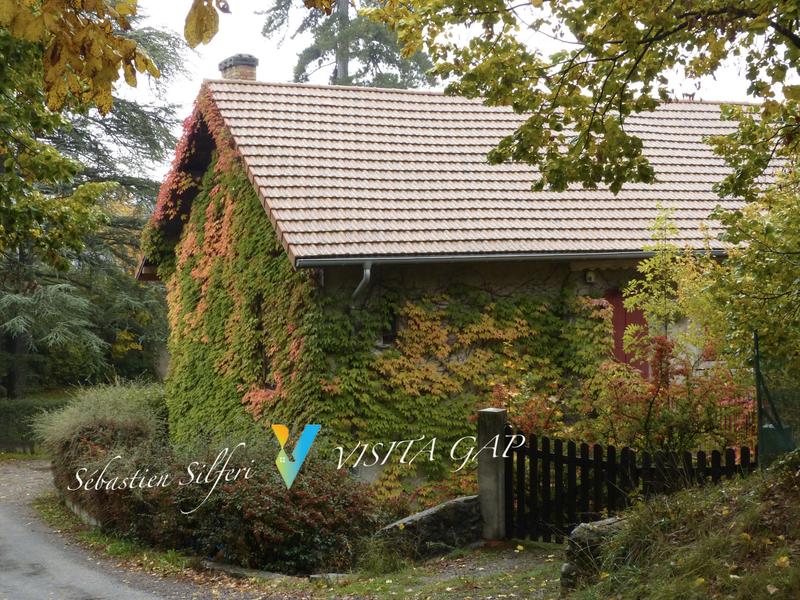 Maison - 143 m² - 12 pièces