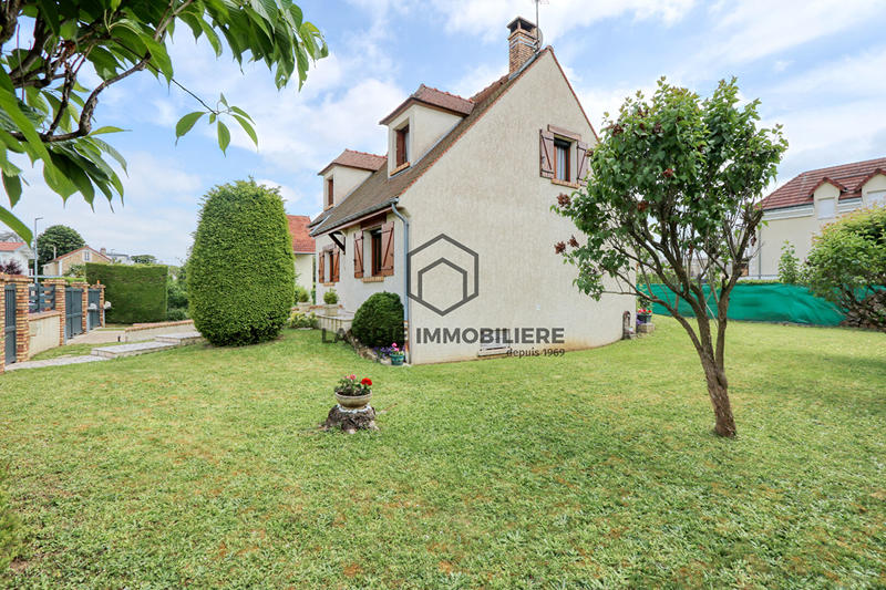 Maison - 103 m² - 5 pièces