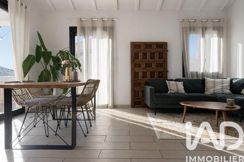 Maison - 104 m² - 5 pièces