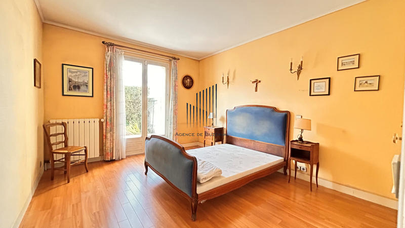 Maison - 162 m² - 8 pièces