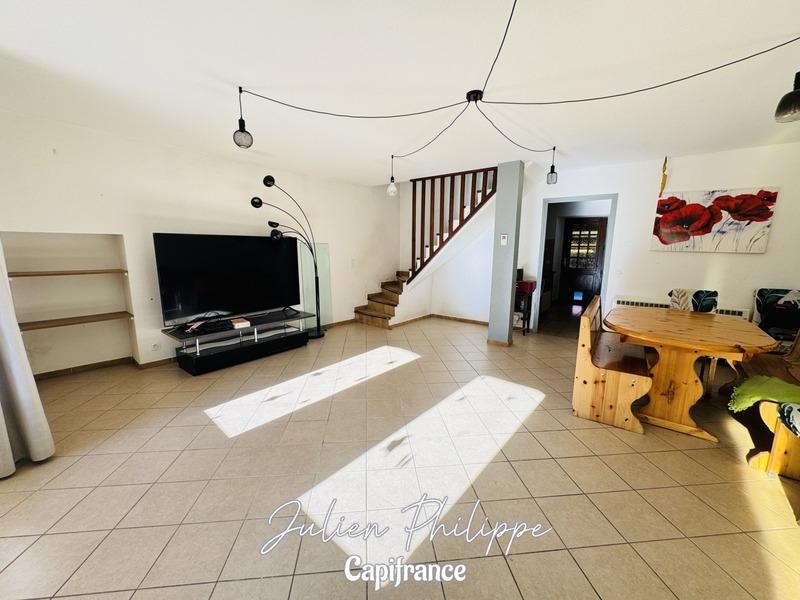 Maison - 88 m² - 4 pièces