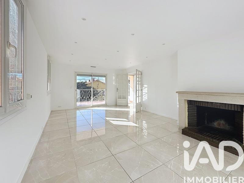 Maison - 202 m² - 7 pièces