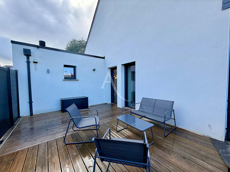 Maison - 160 m² - 8 pièces