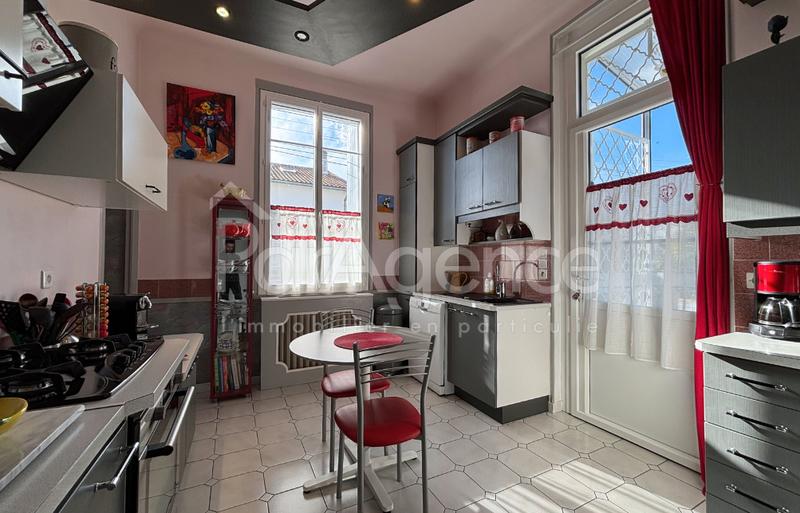 Maison - 175 m² - 6 pièces