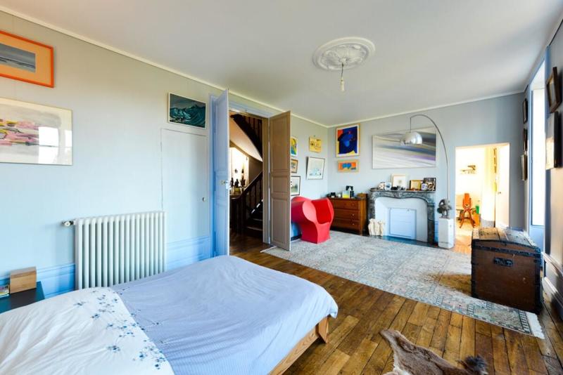 Maison - 297 m² - 11 pièces