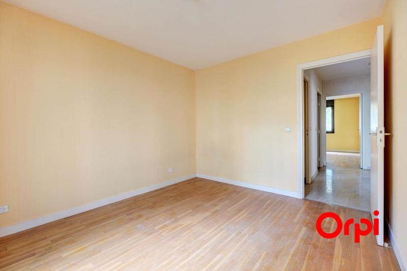 Appartement - 115 m² - 4 pièces