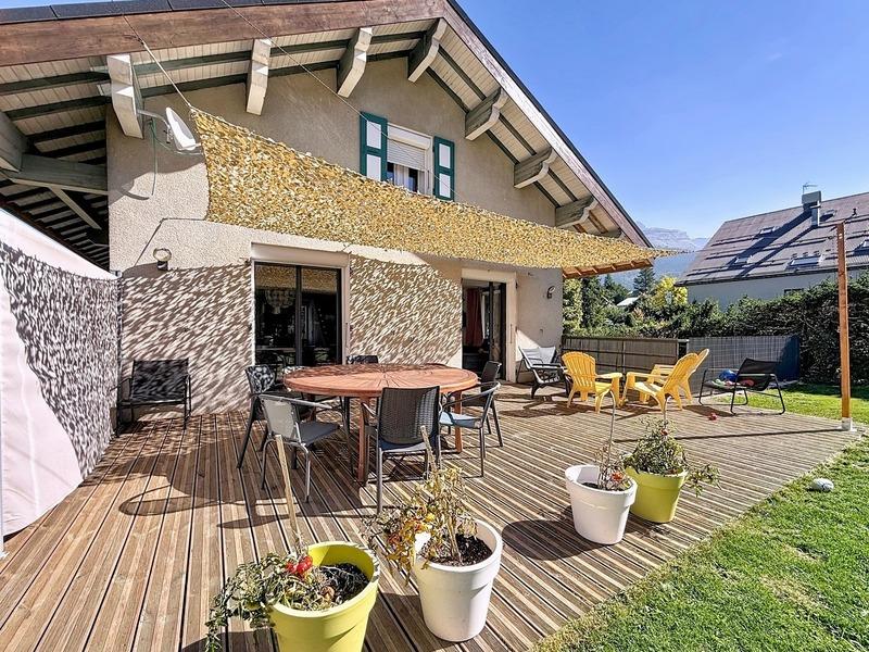 Maison - 104 m² - 5 pièces