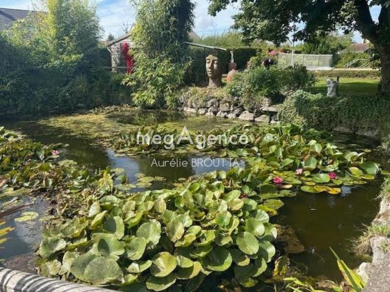 Maison - 247 m² - 8 pièces