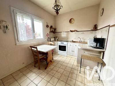 Maison - 90 m² - 5 pièces