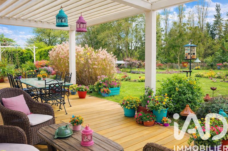 Maison - 209 m² - 8 pièces