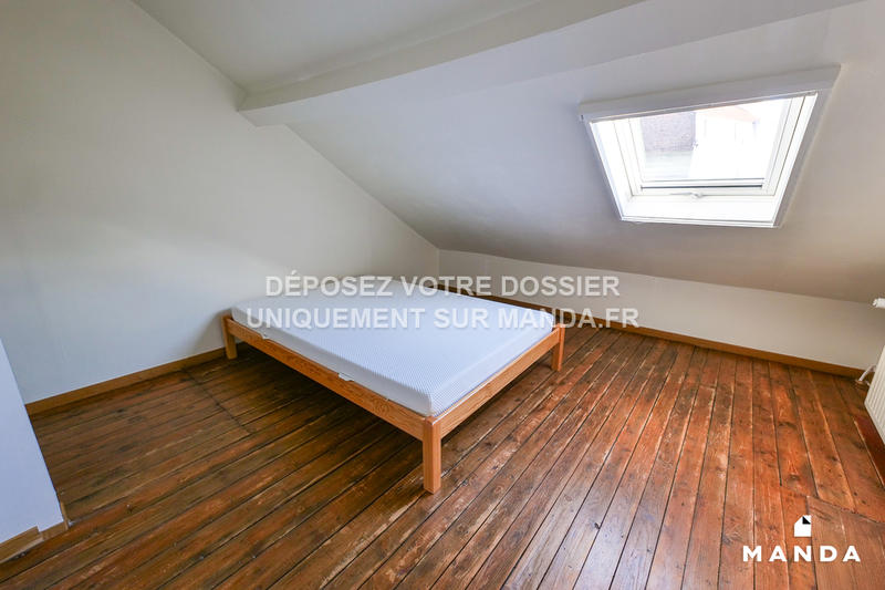 Appartement - 80 m² - 5 pièces