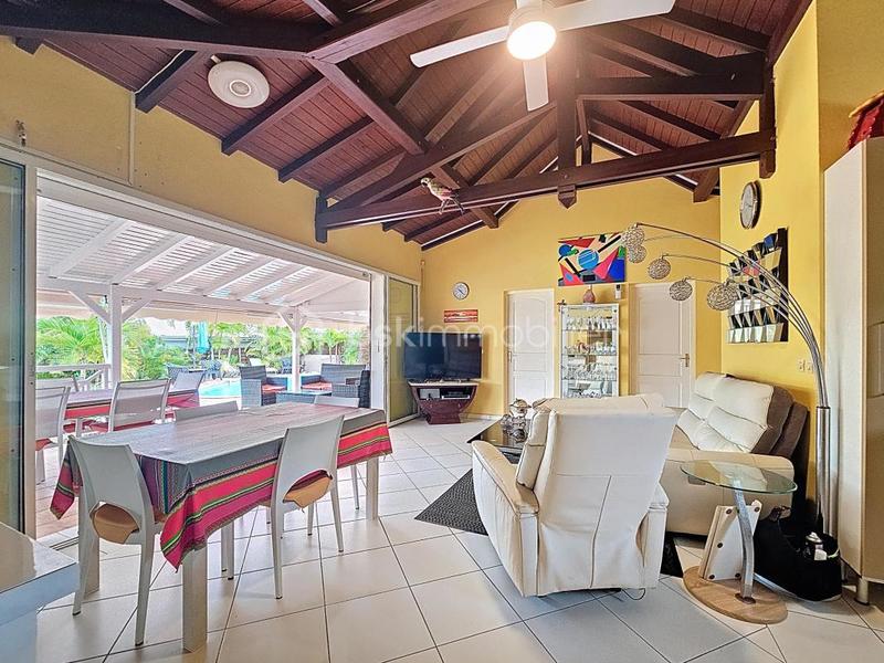 Villa - 97 m² - 4 pièces