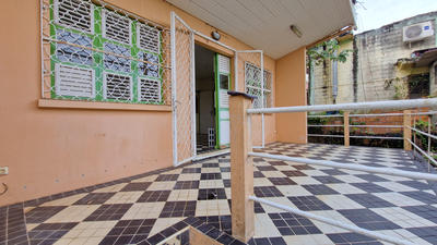 Maison - 140 m² - 4 pièces