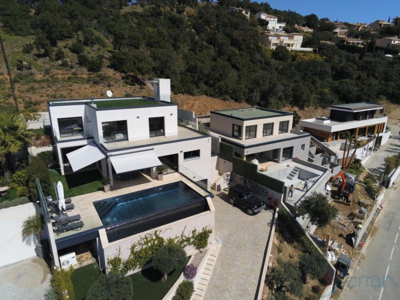 Maison d'architecte - 202 m² - 6 pièces