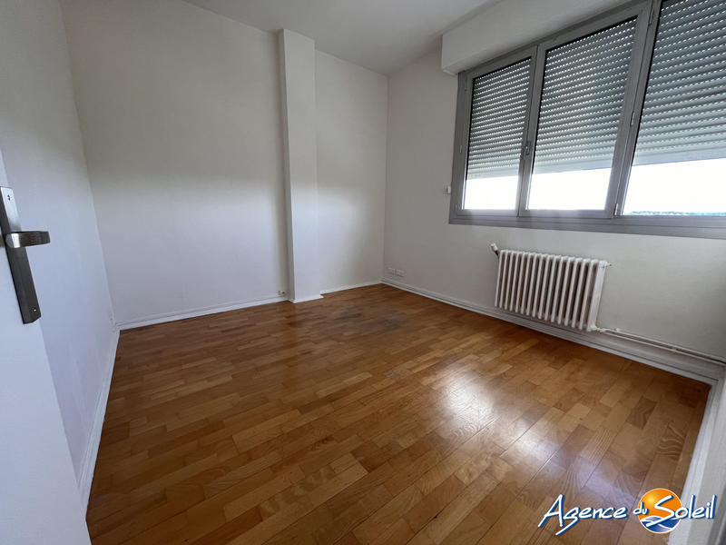 Appartement - 93 m² - 4 pièces