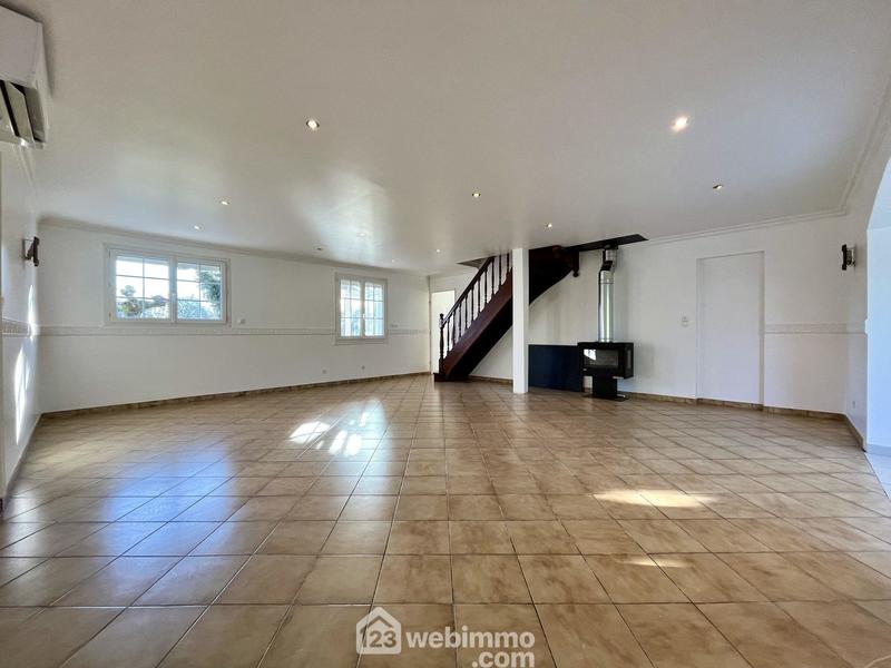 Maison - 170 m² - 5 pièces