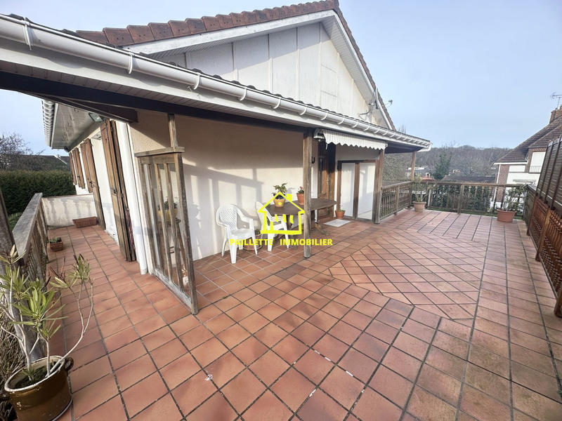 Maison - 82 m² - 5 pièces