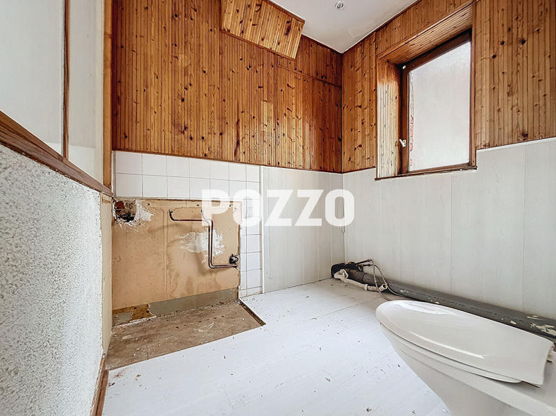 Immeuble - 100 m² - 4 pièces