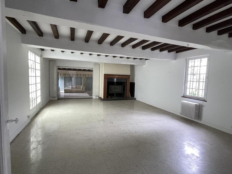 Propriété - 200 m² - 8 pièces