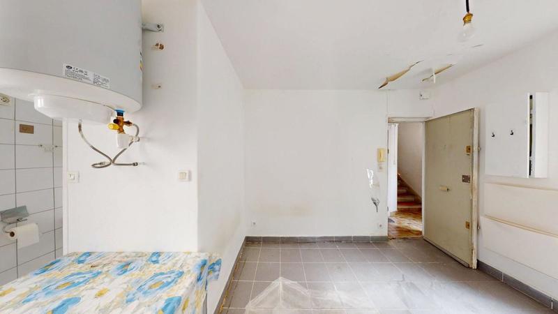 Studio - 15 m² - 1 pièce