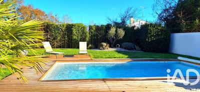 Maison - 117 m² - 6 pièces