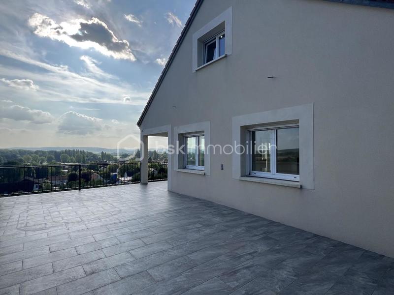 Pavillon - 170 m² - 8 pièces