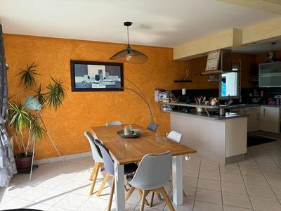 Maison - 123 m² - 6 pièces